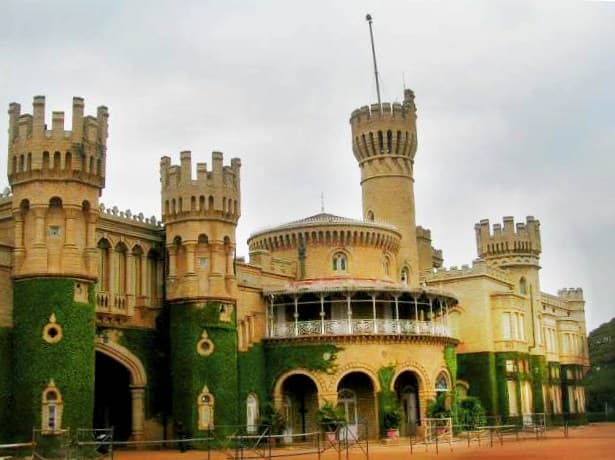Best Things to Do in Bengaluru: A Local’s Guide to Cafés, Culture, and Green Spaces